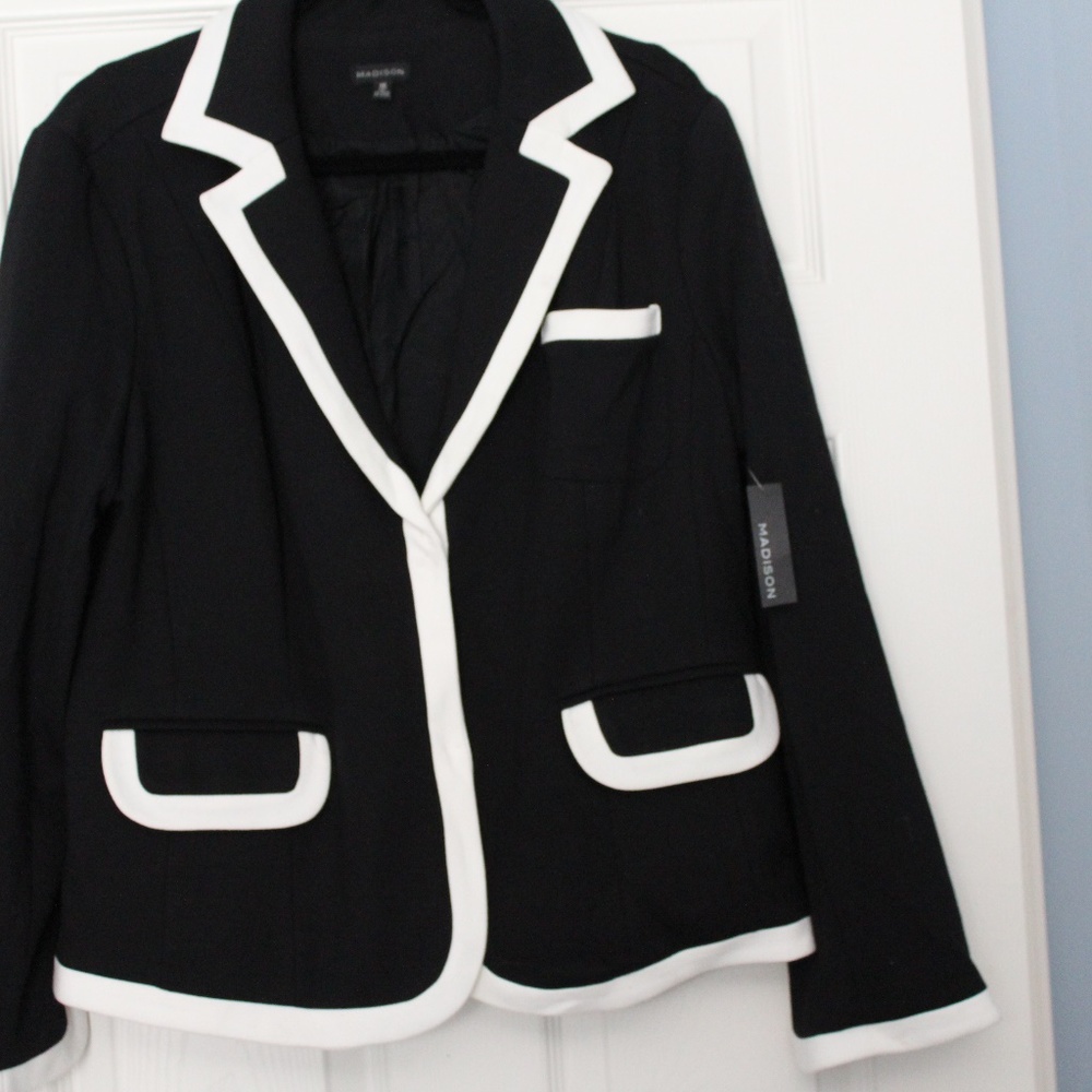Madison NWT Black Jacket w/White Accents SZ 16